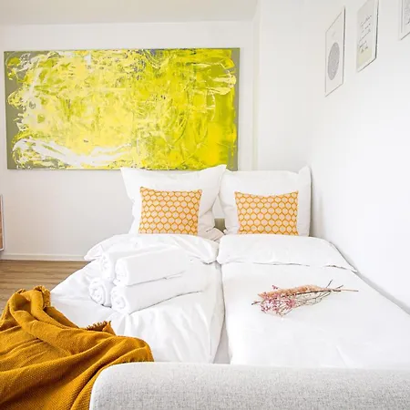Homefy Come-Together Apartment - Balkon - Aufzug - Free Parking - Smart Tvs Essen Extérieur photo